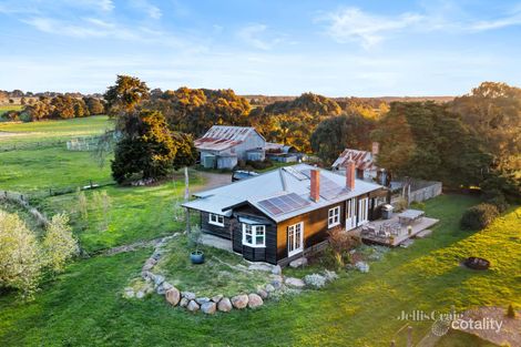 586 Sebastopol-Smythesdale Rd, Ross Creek, VIC 3351