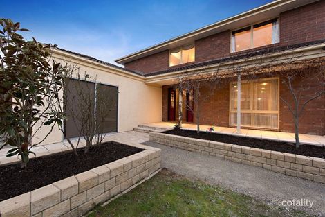 Property photo of 16 Seaquesta Court Frankston VIC 3199