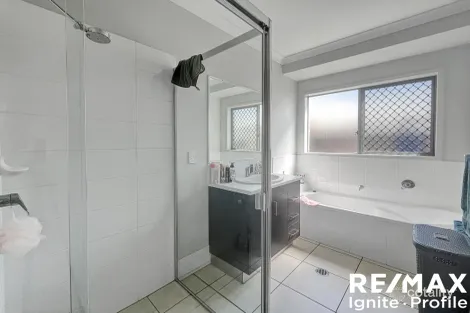 Property photo of 33 Fitzpatrick Circuit Augustine Heights QLD 4300
