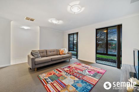 Property photo of 5 Jerrat Mews Atwell WA 6164