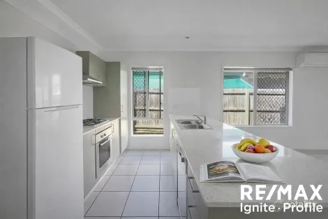 Property photo of 33 Fitzpatrick Circuit Augustine Heights QLD 4300