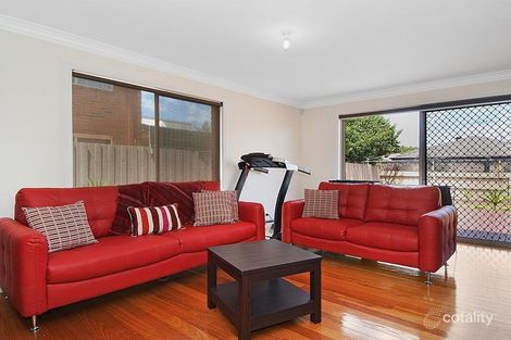 Property photo of 12 Kelland Avenue Hillside VIC 3037