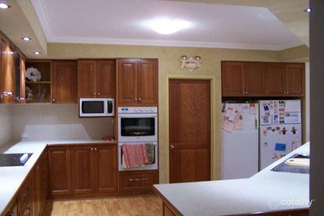 Property photo of 40 Ibis Retreat Stake Hill WA 6181