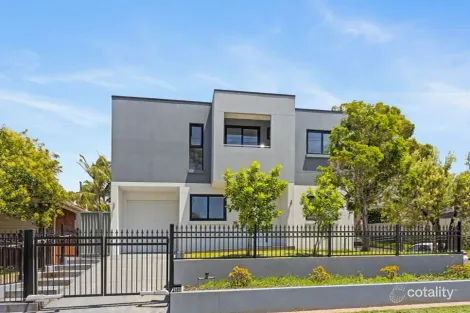2a Bidurgal Ave, Kirrawee, NSW 2232