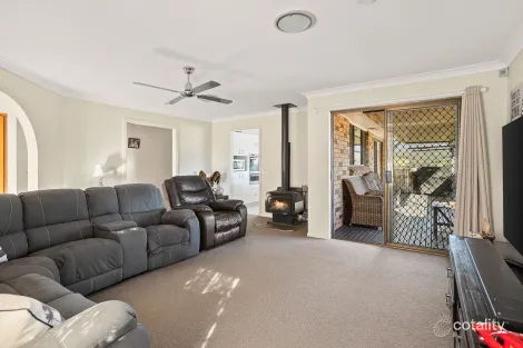 Property photo of 16 Crest Road Albion Park NSW 2527