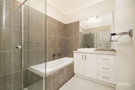 Property photo of 2/9 Malcolm Street Bell Park VIC 3215