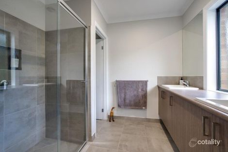 Property photo of 10 Balmain Place Lavington NSW 2641