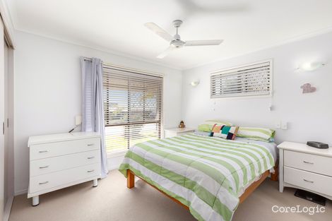 Property photo of 23 Moonbi Street Scarness QLD 4655