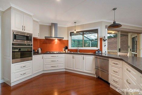 Property photo of 8 Golden Leaf Avenue Narre Warren South VIC 3805