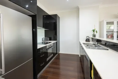 Property photo of 2/11 Margaroola Avenue Biggera Waters QLD 4216