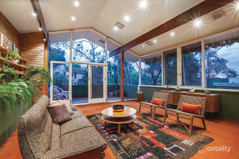 Property photo of 26 Yarravale Road Kew VIC 3101