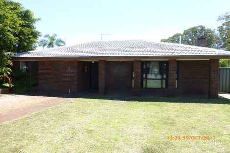 10 Parkside Dr, Thornlie, WA 6108