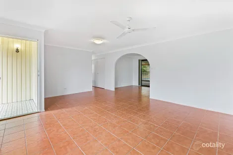 Property photo of 23 Mualla Drive Ashmore QLD 4214
