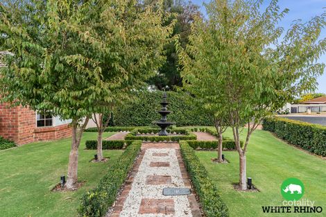 Property photo of 18 Darmody Place Jerrabomberra NSW 2619