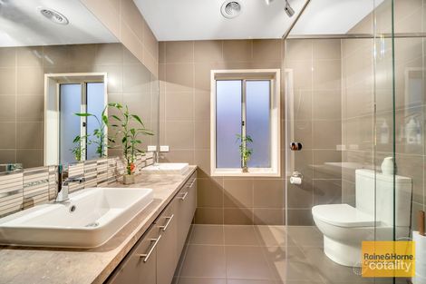 Property photo of 66 Nelson Street Cranbourne East VIC 3977