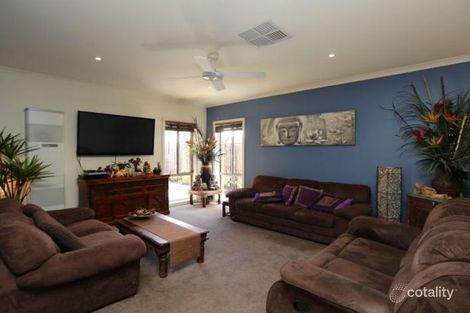 Property photo of 19 Stringybark Court Thurgoona NSW 2640