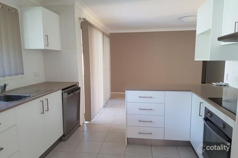 Property photo of 220 Discovery Drive Helensvale QLD 4212