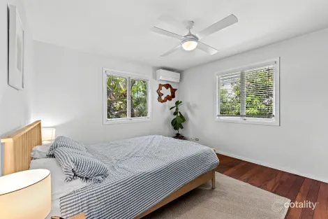 Property photo of 11 Almora Street Wooloowin QLD 4030