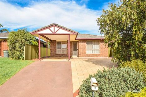11 Champagne Cres, Woodcroft, SA 5162