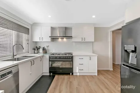 Property photo of 184 James Cook Drive Kings Langley NSW 2147