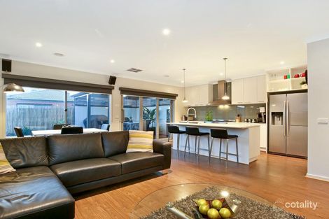 Property photo of 98 Aspire Boulevard Fraser Rise VIC 3336