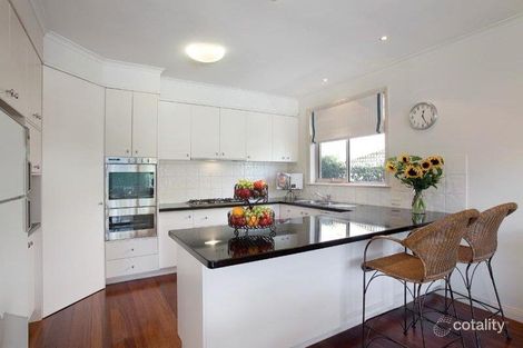 Property photo of 9 Inverness Way Balwyn North VIC 3104