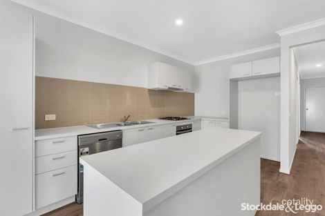 Property photo of 33 Sugarcane Street Mickleham VIC 3064