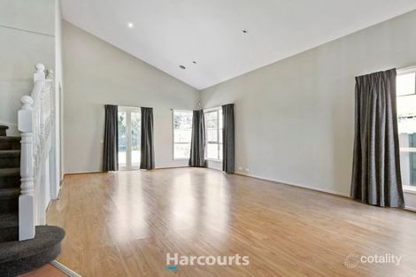 Property photo of 9 Shay Close Narre Warren South VIC 3805