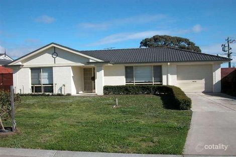 Property photo of 4 Oriana Grove Skye VIC 3977