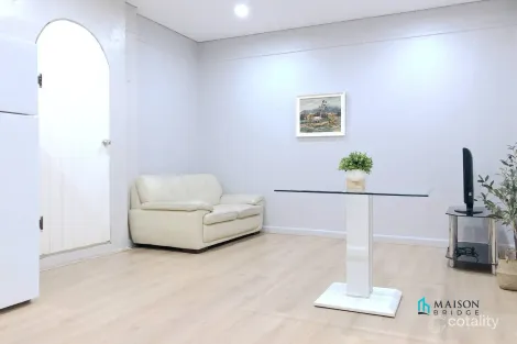 6 Coronet Ct, North Rocks, NSW 2151