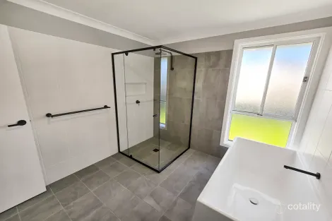 Property photo of 3A Suttor Avenue Caerleon NSW 2850