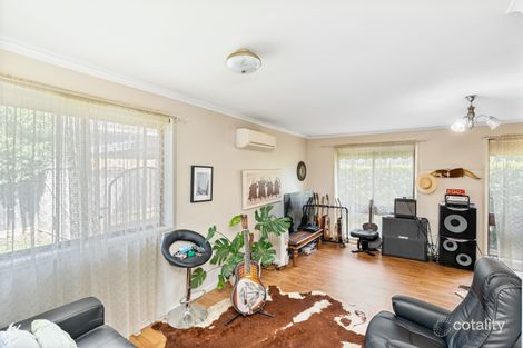Property photo of 6 Cox Avenue Forest Hill NSW 2651