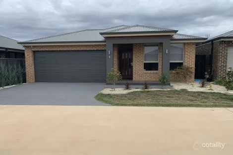 Property photo of 1/26 Telopea Way Orange NSW 2800