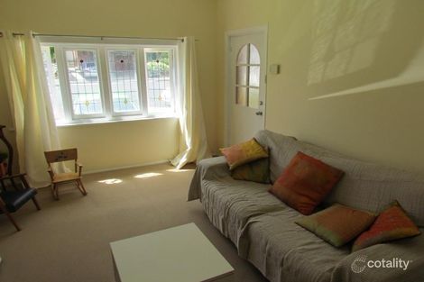 Property photo of 22 Oldham Avenue New Town TAS 7008