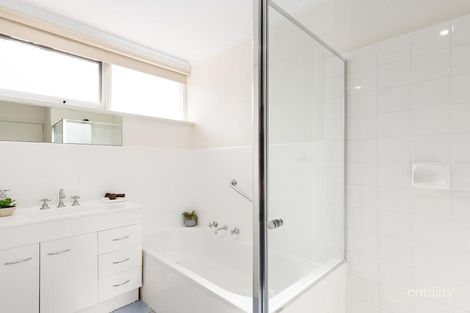 Property photo of 14/12 Stradbroke Avenue Heidelberg VIC 3084