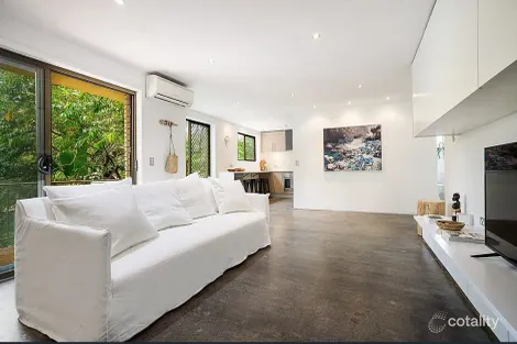 Property photo of 4/16 First Avenue Broadbeach QLD 4218