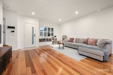Property photo of 2/645 Pascoe Vale Road Oak Park VIC 3046