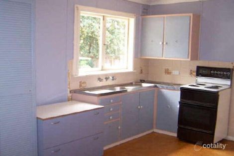 Property photo of 6 Echuca Crescent Koonawarra NSW 2530