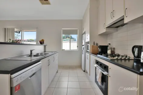 Property photo of 2/40 Young Avenue West Hindmarsh SA 5007