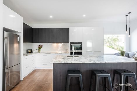 Property photo of 121 McIlwraith Avenue Norman Park QLD 4170