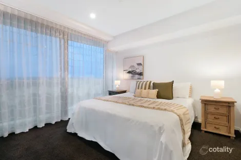 Property photo of 4409/5 Harbour Side Court Biggera Waters QLD 4216