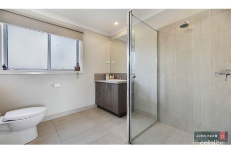 Property photo of 10 Avoca Place Moe VIC 3825