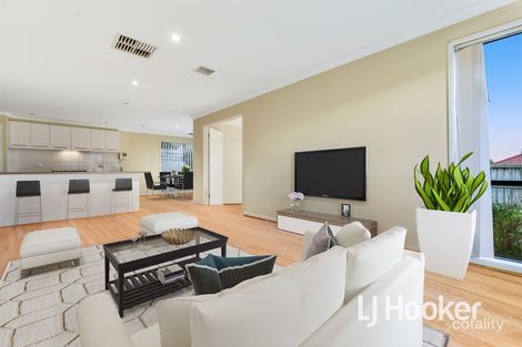 Property photo of 4 Azimuth Close Narre Warren South VIC 3805