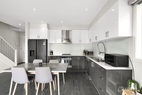 Property photo of 2/236 Boundary Road Pascoe Vale VIC 3044