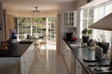 Property photo of 73 Stormbird Drive Kalimna VIC 3909