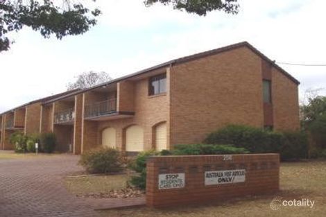 2/256 Geddes St, Centenary Heights, QLD 4350