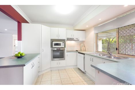 Property photo of 15 Fern Place Kenmore QLD 4069
