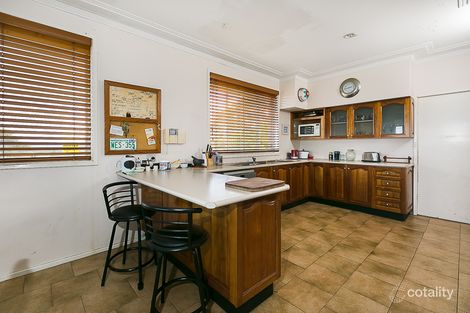 Property photo of 26 Kailua Avenue Budgewoi NSW 2262
