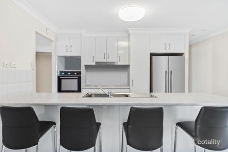 Property photo of 17 Wallace Street Flinders View QLD 4305