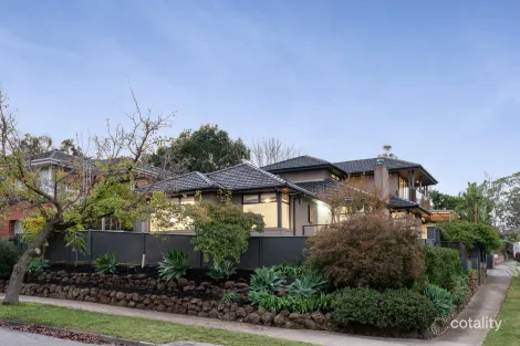 18 Douglas Ave, Box Hill South, VIC 3128